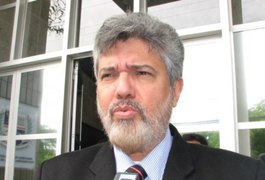 Eduardo Tavares emite nota sobre desistência de candidatura