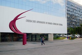 OAB defende afastamento de Cunha da presidência da Câmara