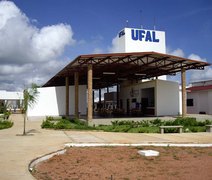 Ufal suspende atividades desenvolvidas por bolsistas