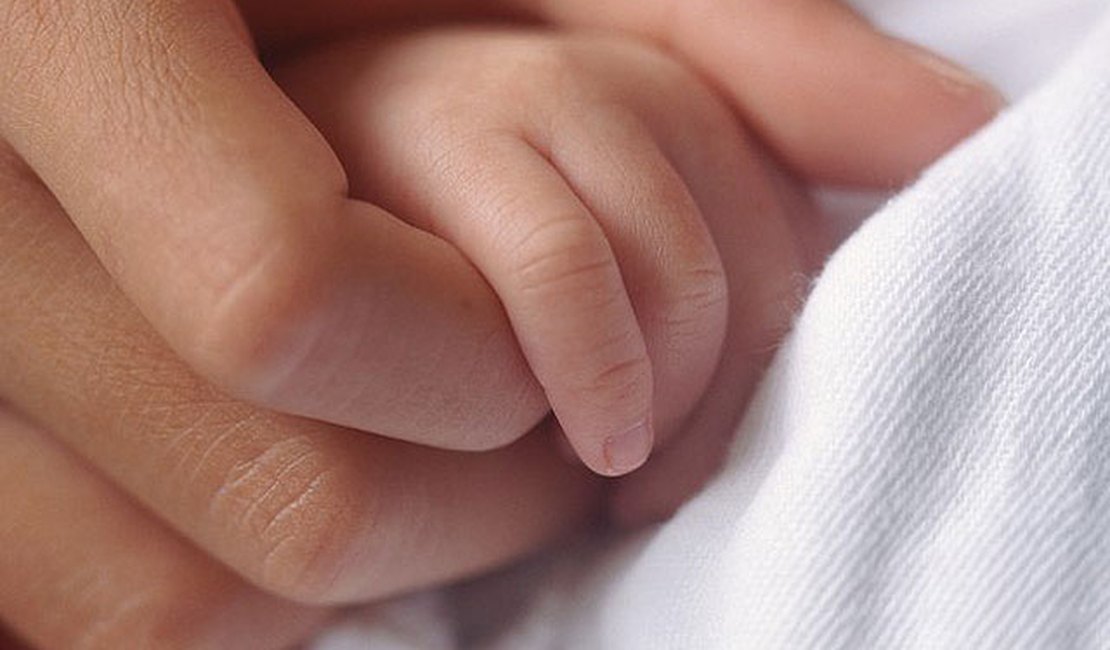 Mães de prematuros podem ter licença-maternidade ampliada em 2016