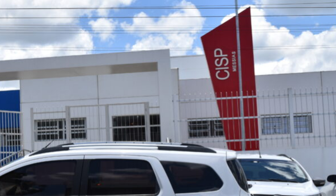 Ação da PRF apreende carro com registro de roubo, em Alagoas