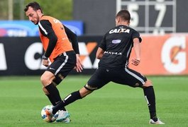 Corinthians diz sim a Edu Dracena e libera jogador para o Palmeiras