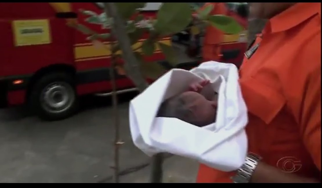 Recém-nascido é abandonado dentro de caixa de sapato