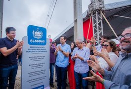 Governo de Alagoas entrega 103 casas e inaugura pavimentação em Cacimbinhas