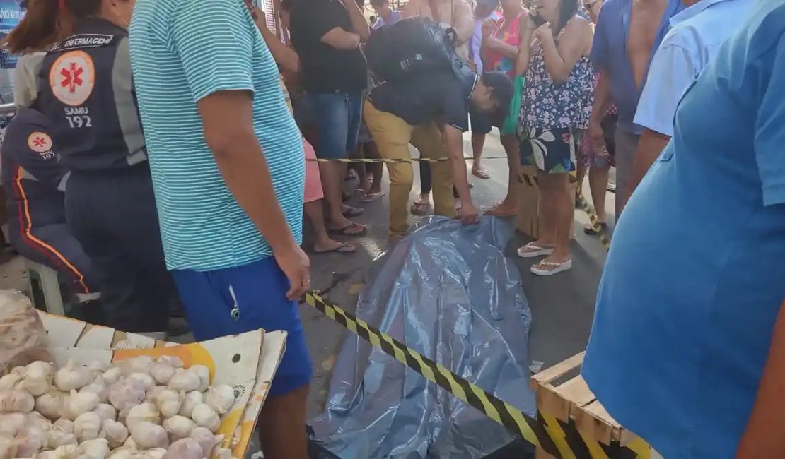 Homem de 58 anos cai no chão e morre em feira de União dos Palmares