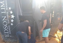 Ônibus da banda Gatinha Manhosa se envolve em acidente e integrantes ficam feridos