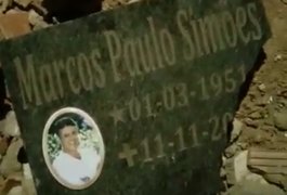 Moradores do Residencial Agreste afirmam ter encontrado lápide do ator e diretor Marcos Paulo