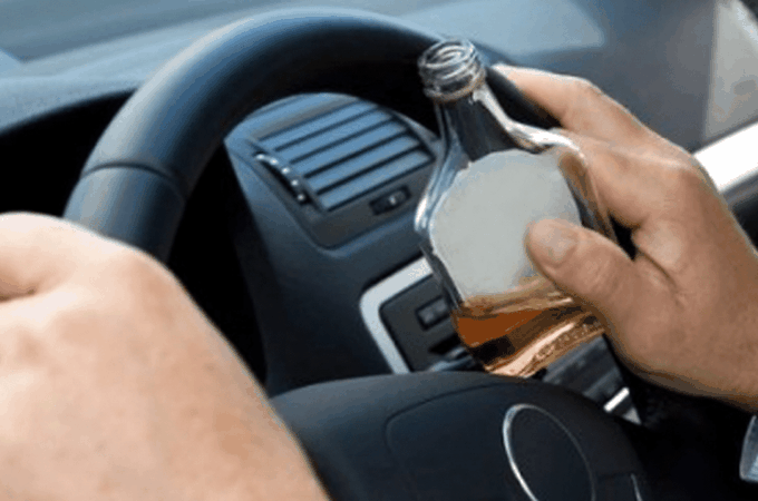 Pai e filha de 9 anos são atingidos por carro de motorista embriagado em Taquarana; homem foi socorrido em estado grave