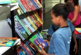 Sesc realiza feira de troca de livros em Maceió e Arapiraca