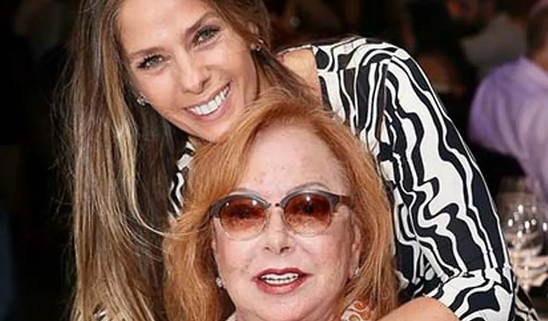 Morre Suely Iódice, sogra de Adriane Galisteu, três dias antes de completar 79 anos