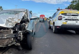 Motociclista colide contra carro frontalmente e morre na AL-110, em São Sebastião