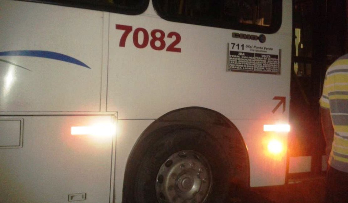 Mais um ônibus é assaltado em Maceió
