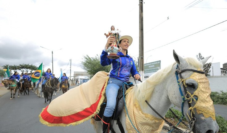 ALE aprova projeto que reconhece como Patrimônio Cultural a Cavalgada de N. Sra. do Bom Conselho