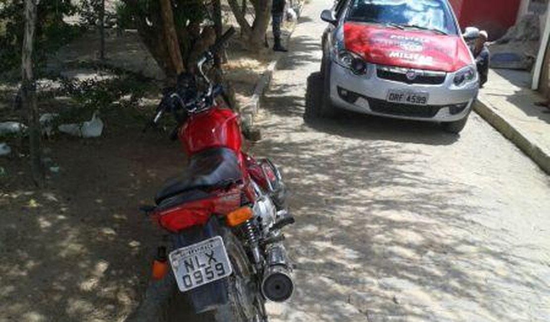 Menor é apreendido com moto roubada em Arapiraca