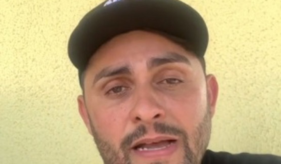 Mano Walter alerta seguidores sobre golpe utilizando seu nome