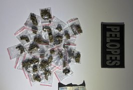 Dupla é detida por tráfico de drogas no Residencial Agreste, em Arapiraca