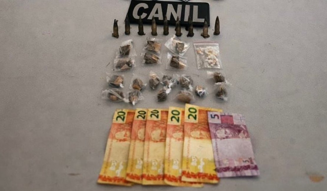 Jovem é preso por tráfico de drogas no bairro Canafístula, em Arapiraca