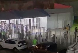 CRB se posiciona sobre confusão e tiros para o alto, no Rei Pelé, durante o clássico com o CSA