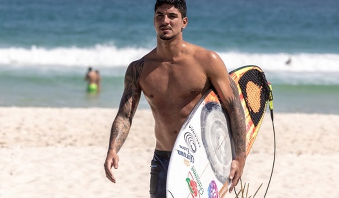 Surfista Gabriel Medina fecha restaurante para não ser incomodado por fãs