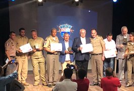 Solenidade homenageia personagens que contribuíram com evento do 3º BPM