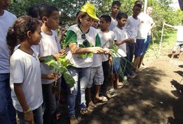 Emater implanta horta orgânica no Lar São Domingos