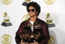 Bruno Mars anuncia quatro shows no Brasil; veja datas das vendas de ingressos
