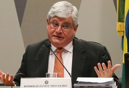PGR pede abertura de inquérito contra Aécio, Cunha e Edinho Silva