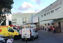 Homem sobe em telhado para fugir de abordagem da Polícia Militar e é baleado