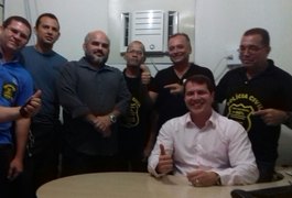 Delegados da Central de Flagrantes apoiam greve de agentes e escrivães da PC-AL