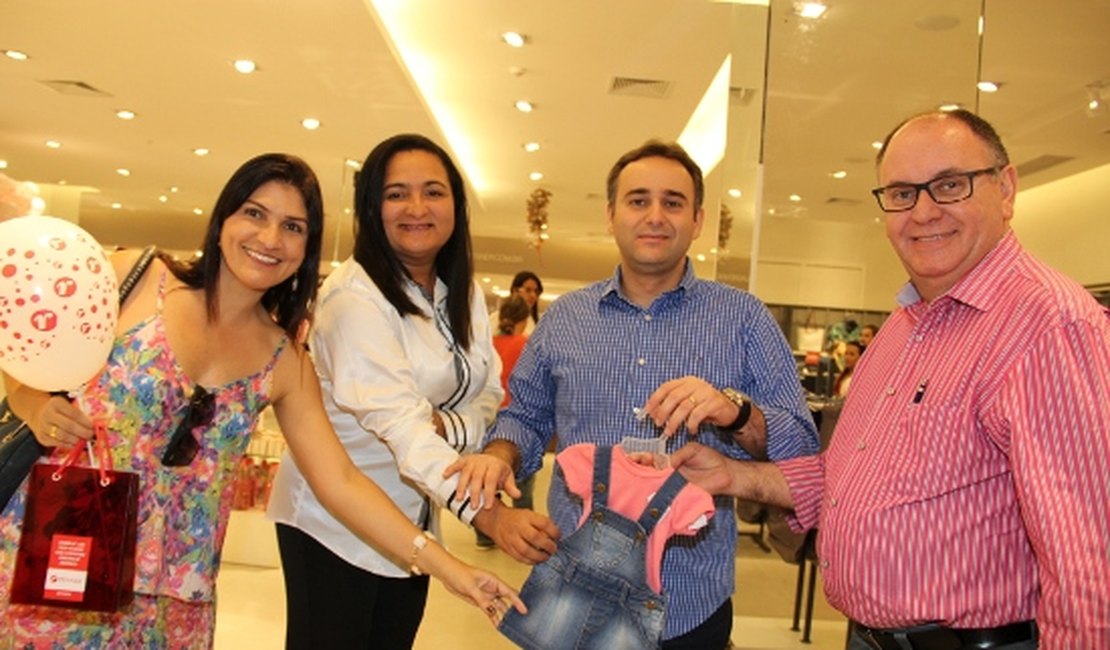 Centro Pop recebe 1.500 peças de loja do shopping