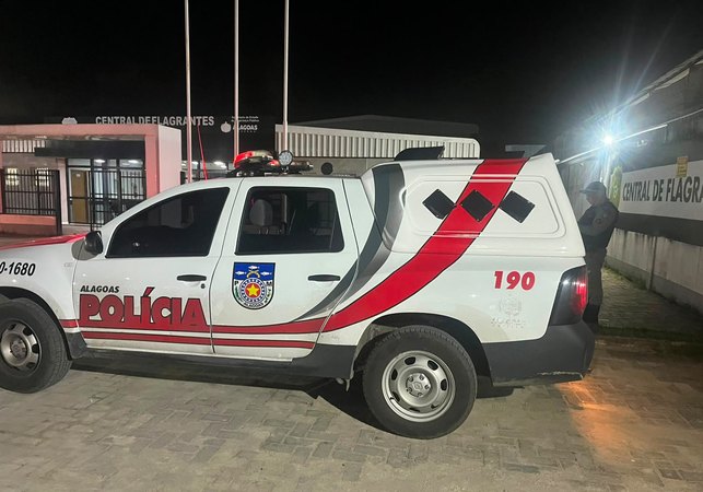 Mulher é presa suspeita de furtar produtos em supermercado de Maceió