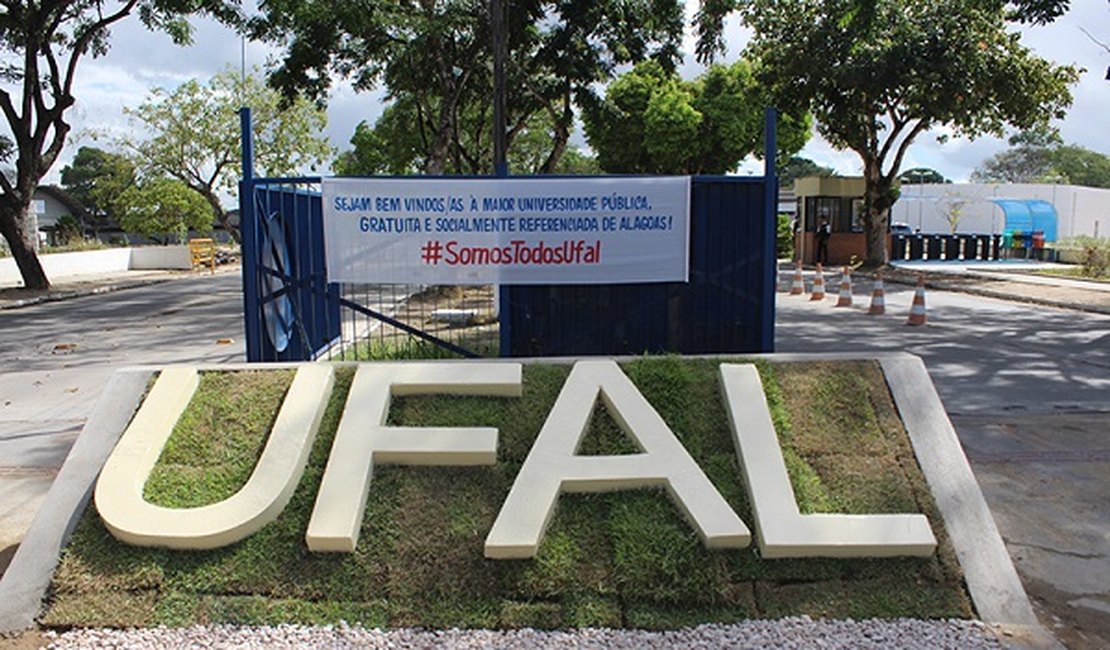 Ufal abre concurso para técnico-administrativo com 14 vagas