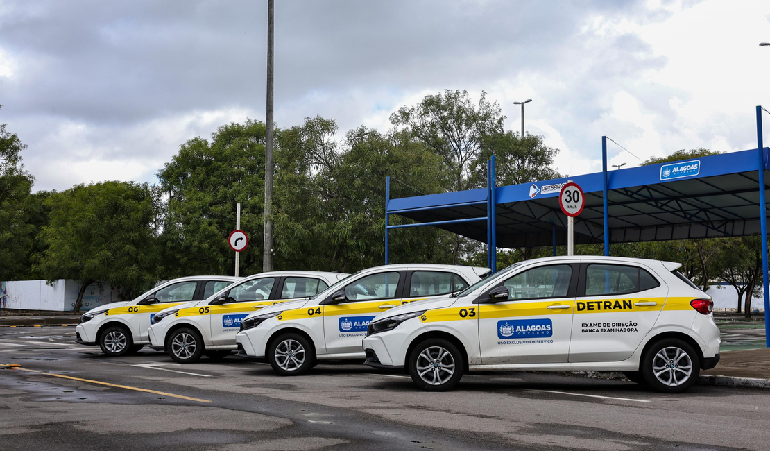 Detran Alagoas é o primeiro do Brasil a ofertar carros automáticos gratuitos para exames práticos