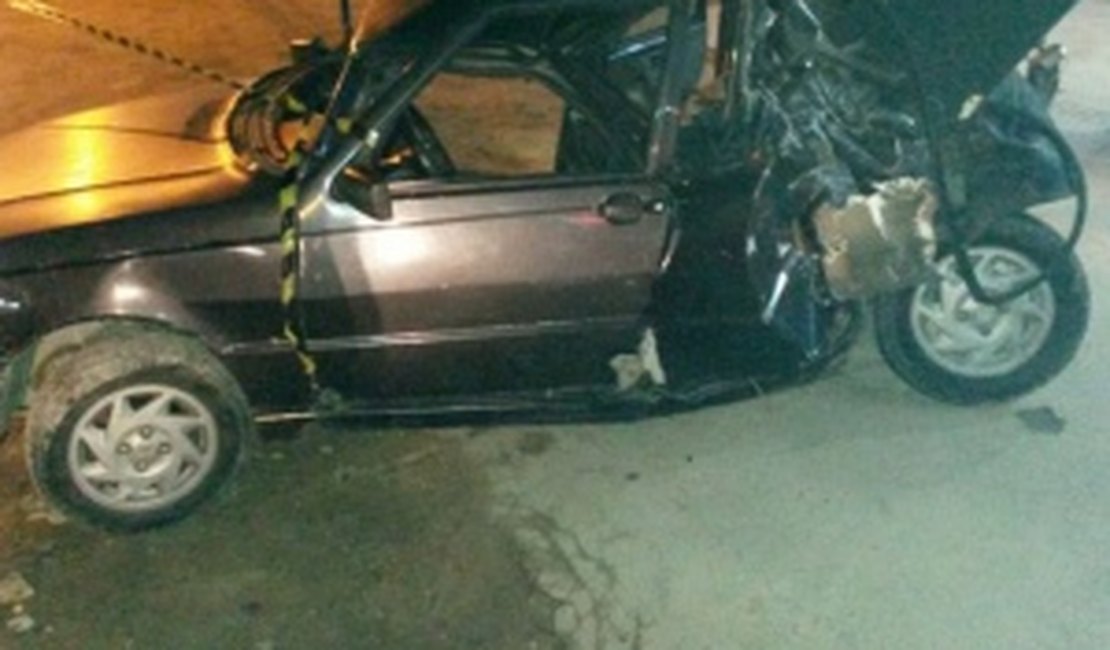 Colisão entre carro e caminhão guincho deixa feridos em Maceió