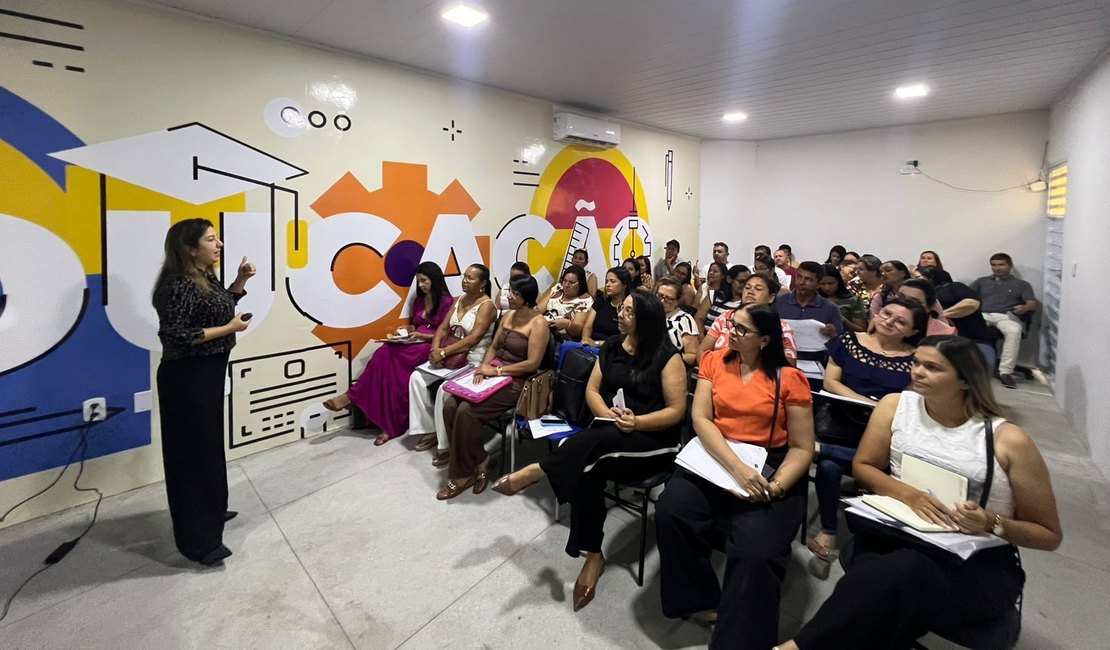 Prefeitura de Traipu realiza formação de diretores escolares