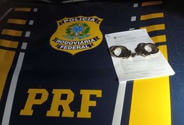 PRF prende homem com mandado de Alagoas durante fiscalização no Acre