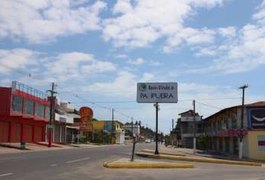 Polícia é chamada após garoto entrar em escola com facão