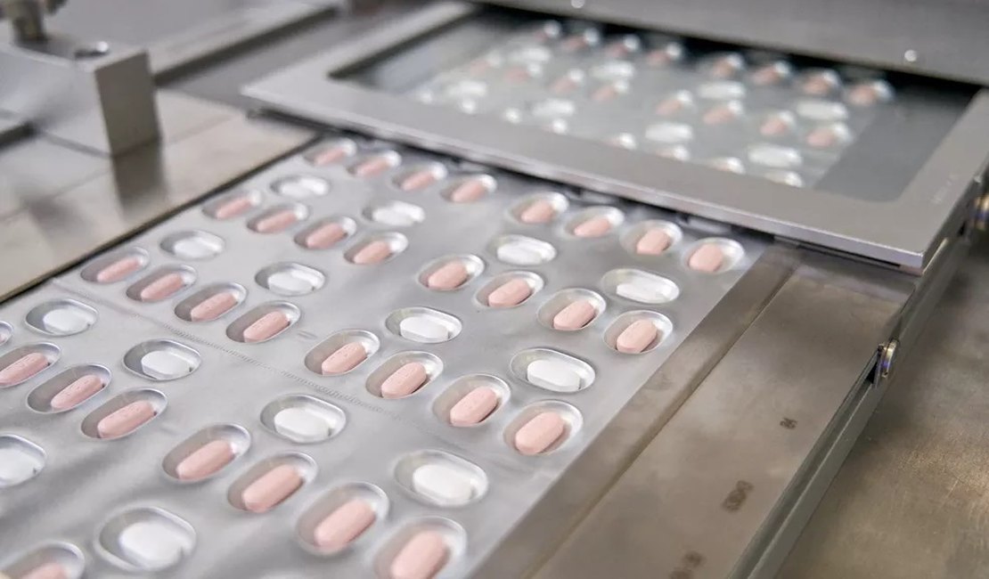 China aprova o uso da pílula da Pfizer contra Covid-19