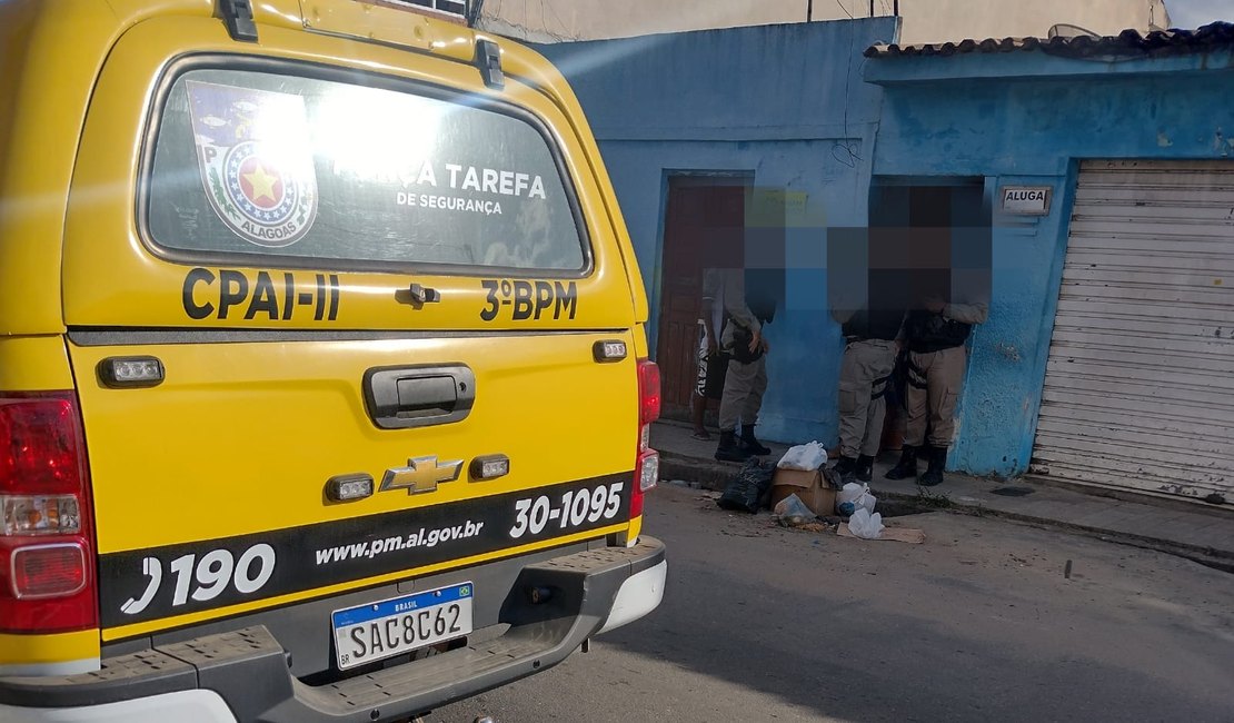 VÍDEO. Homem esfaqueado pede socorro no bairro Ouro Preto, em Arapiraca