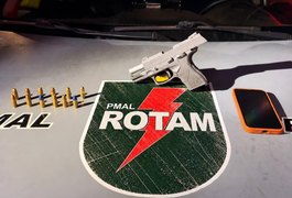 Operação da PM apreende armas de fogo, drogas e materiais ilícitos em Maceió