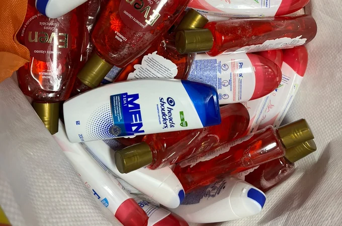 Funcionário de supermercado é preso após furtar vários produtos dentro de atacadão em Maceió