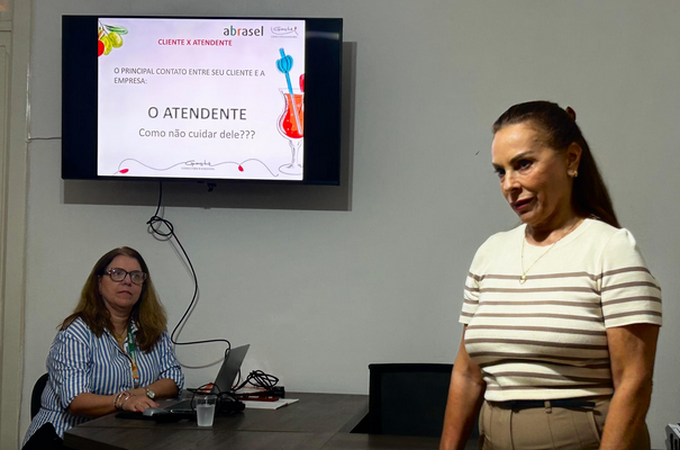 Seturec Penedo promove encontro com empresários e fortalece parceria com Abrasel