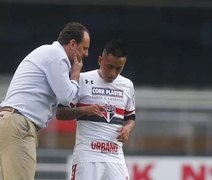 São Paulo vacila no Morumbi e classifica o Corinthians; veja os lances