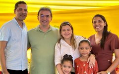 Samyra do Basto em evento do dia das mães em Girau