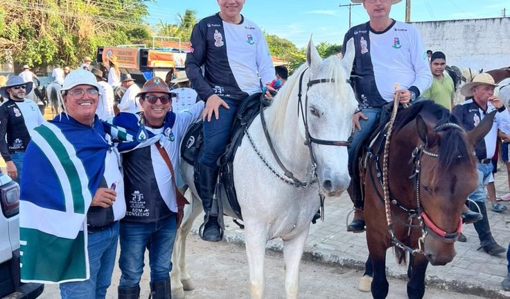 Ricardo Nezinho participa da 23ª Cavalgada de Nossa Senhora do Bom Conselho, tradição de fé e identidade de Arapiraca