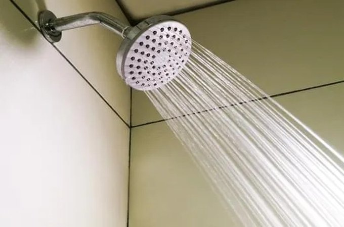 Idoso de 83 anos escorrega no banho, esposa tenta segurá-lo e fica ferida em Arapiraca