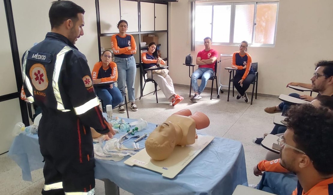 Samu realiza Curso de Atendimento Pré-Hospitalar para acadêmicos de Medicina e residentes