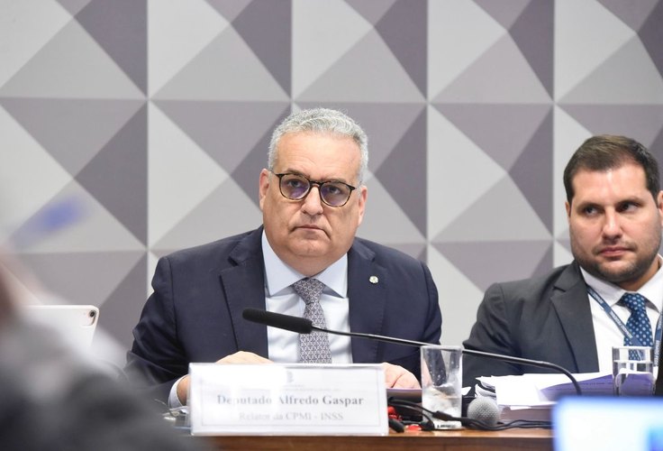 Alfredo Gaspar expõe fluxo bilionário e alerta para “festa do crime” na lavagem de dinheiro de aposentados e pensionistas