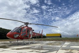 Alunos do curso de formação da PM se afogam e são socorridos por helicóptero em Praia de Maceió