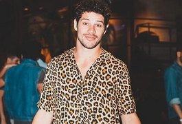 José Loreto se recusa a tirar foto com fã e dispara: ''Não sou o Mickey''